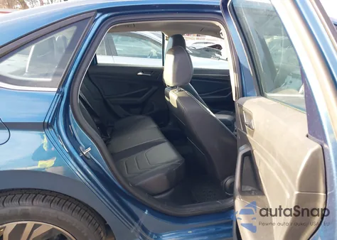 2019 Volkswagen Jetta 1.4T Sel Premium z USA, uszkodzony, nr VIN 3VWG57BUXKM167777